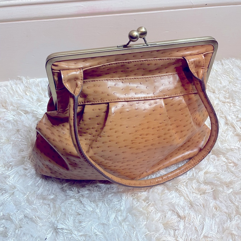 Bueno Tan Purse